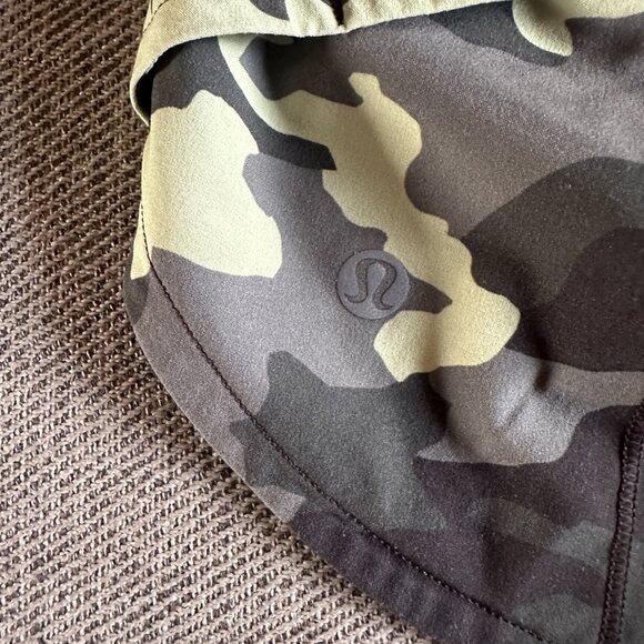 Lululemon Speed Up Short *2.5" Heritage 365 Camo - Picture 6 of 7